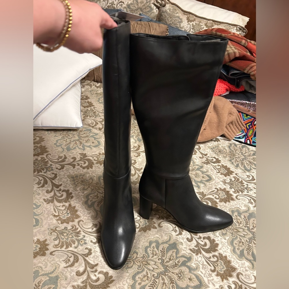 In The Style black boots, 10